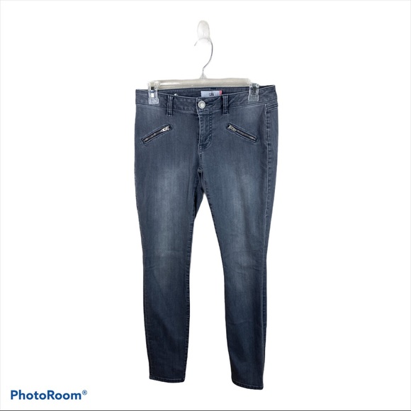 Cabi Zipper Detail Gray Skinny Jeans Style 5167  [221] - Picture 2 of 4